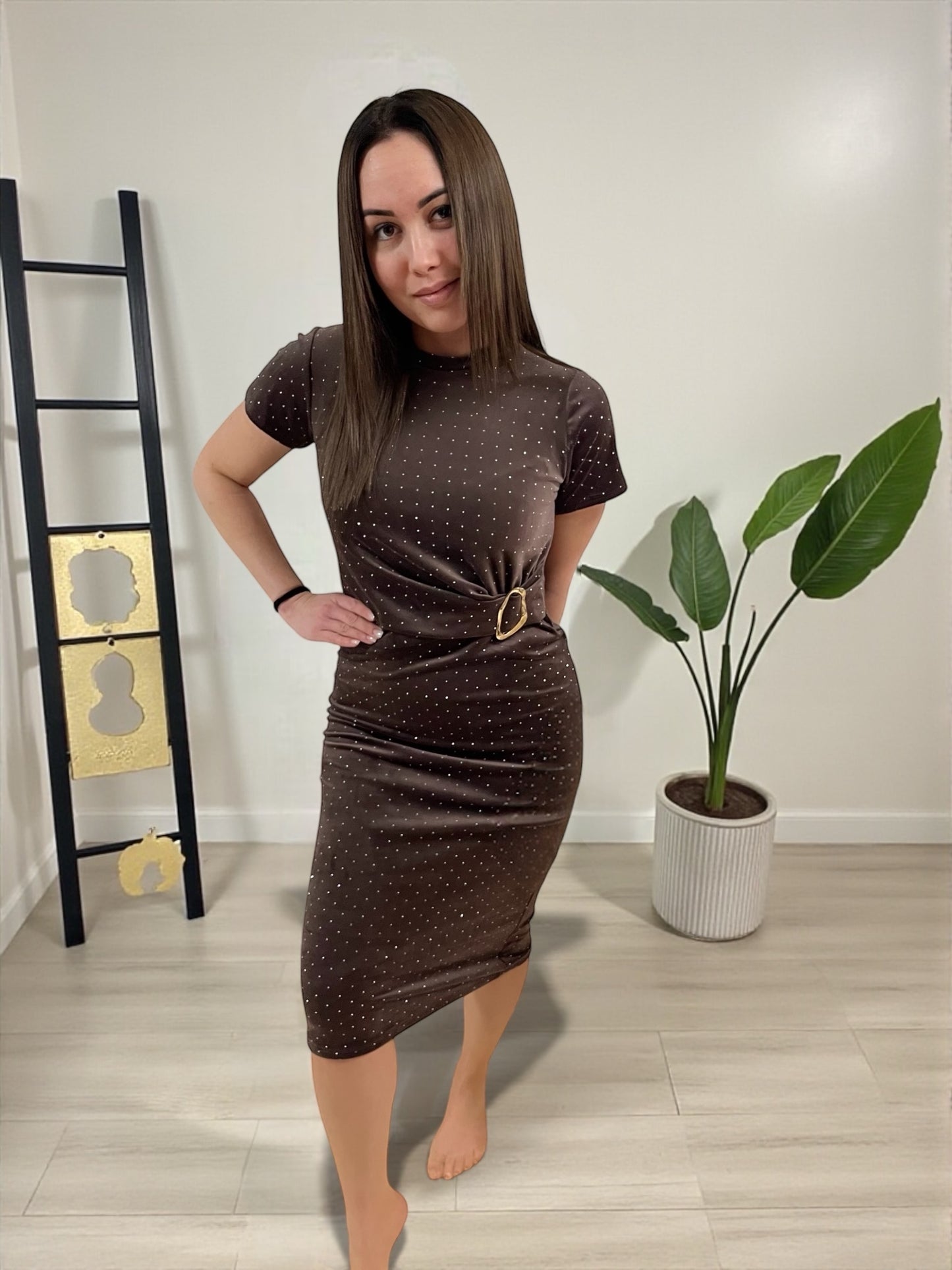 FLASH barna strasszkövekkel díszített ruha